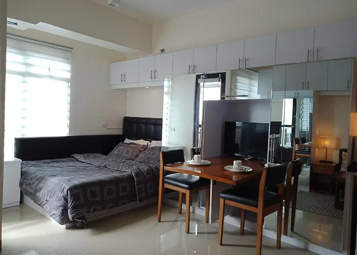 Mabolo Garden Flat A2 Free Pool Gym Near Ayalamall Cebu