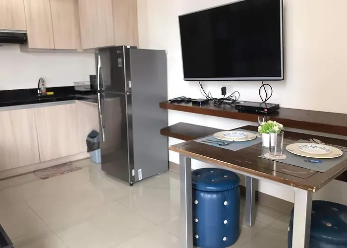 Mabolo Garden Flat A2 Free Pool Gym Near Ayalamall Cebu