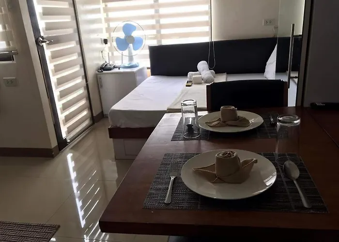 Mabolo Garden Flat A2 Free Pool Gym Near Ayalamall Apartment *