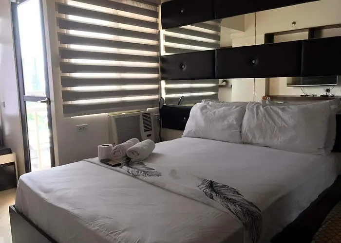Mabolo Garden Flat A2 Free Pool Gym Near Ayalamall Apartment