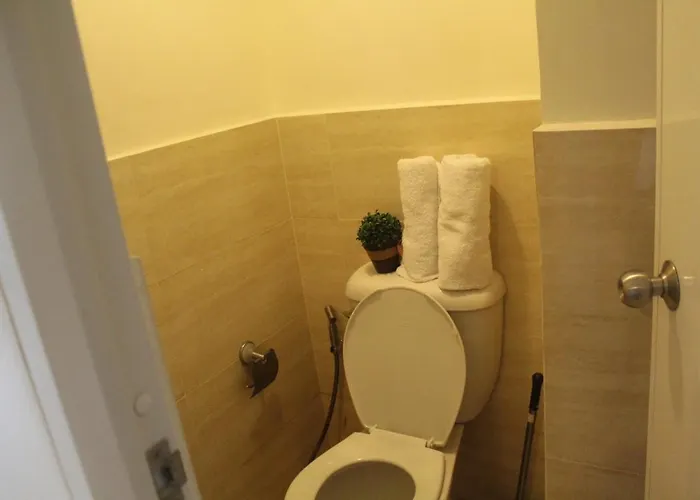 Mabolo Garden Flat A2 Free Pool Gym Near Ayalamall